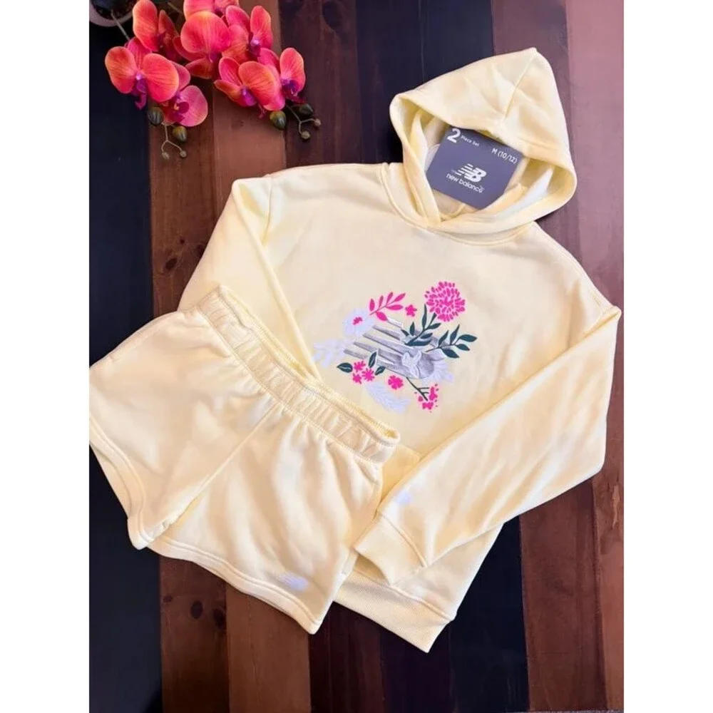 New Balance athletic set 10/12